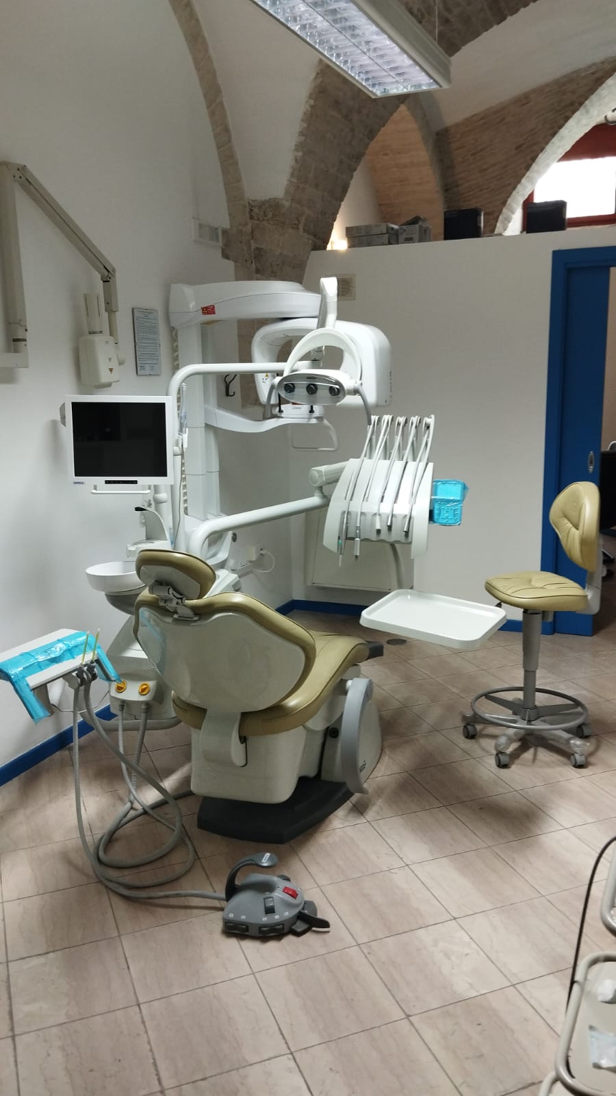Riunito odontoiatrico sala operatoria